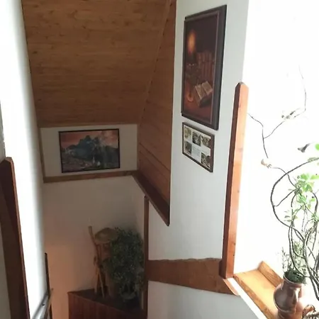 Horni Lanov * Dolni Dvur